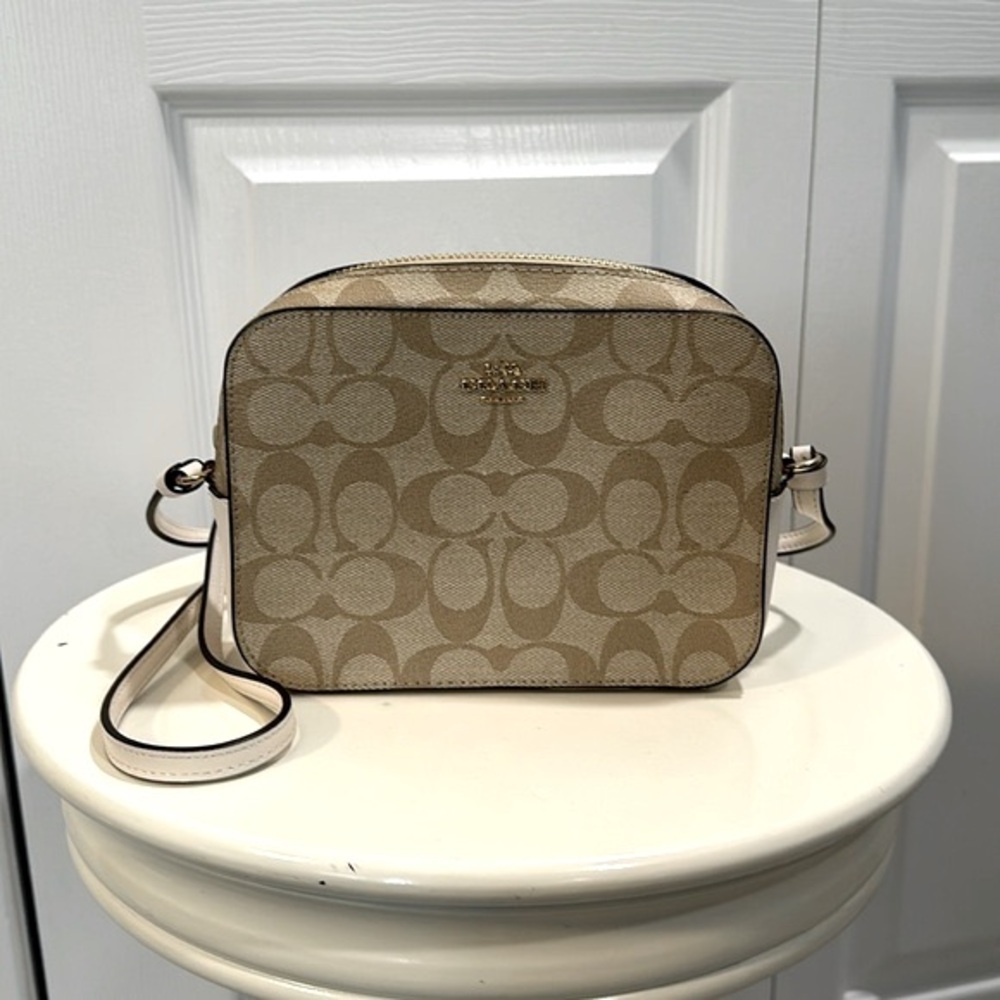 COACH Mini Camera Crossbody Tan/Brown